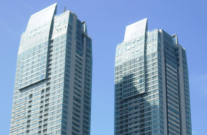 THE ST. FRANCIS SHANGRI-LA